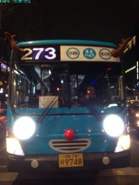 ソウルの路線バス２７３がクリスマス仕様に＾＾