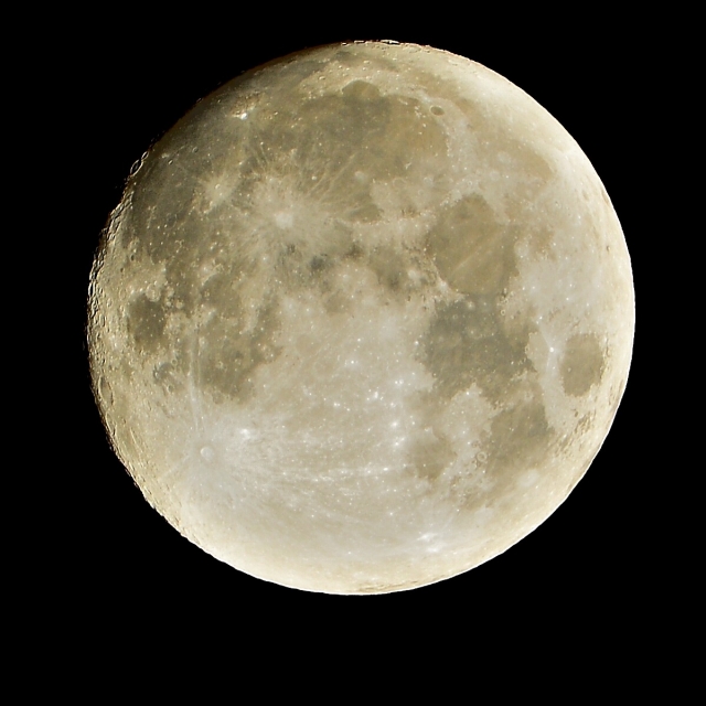 moon8758758.jpg